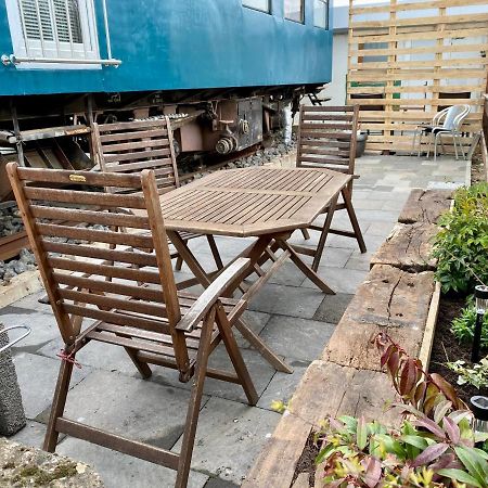 Gleis 2, Waggon Mit Ofen, Optional Mit Whirlpool Und Sauna Dahlem  Ngoại thất bức ảnh